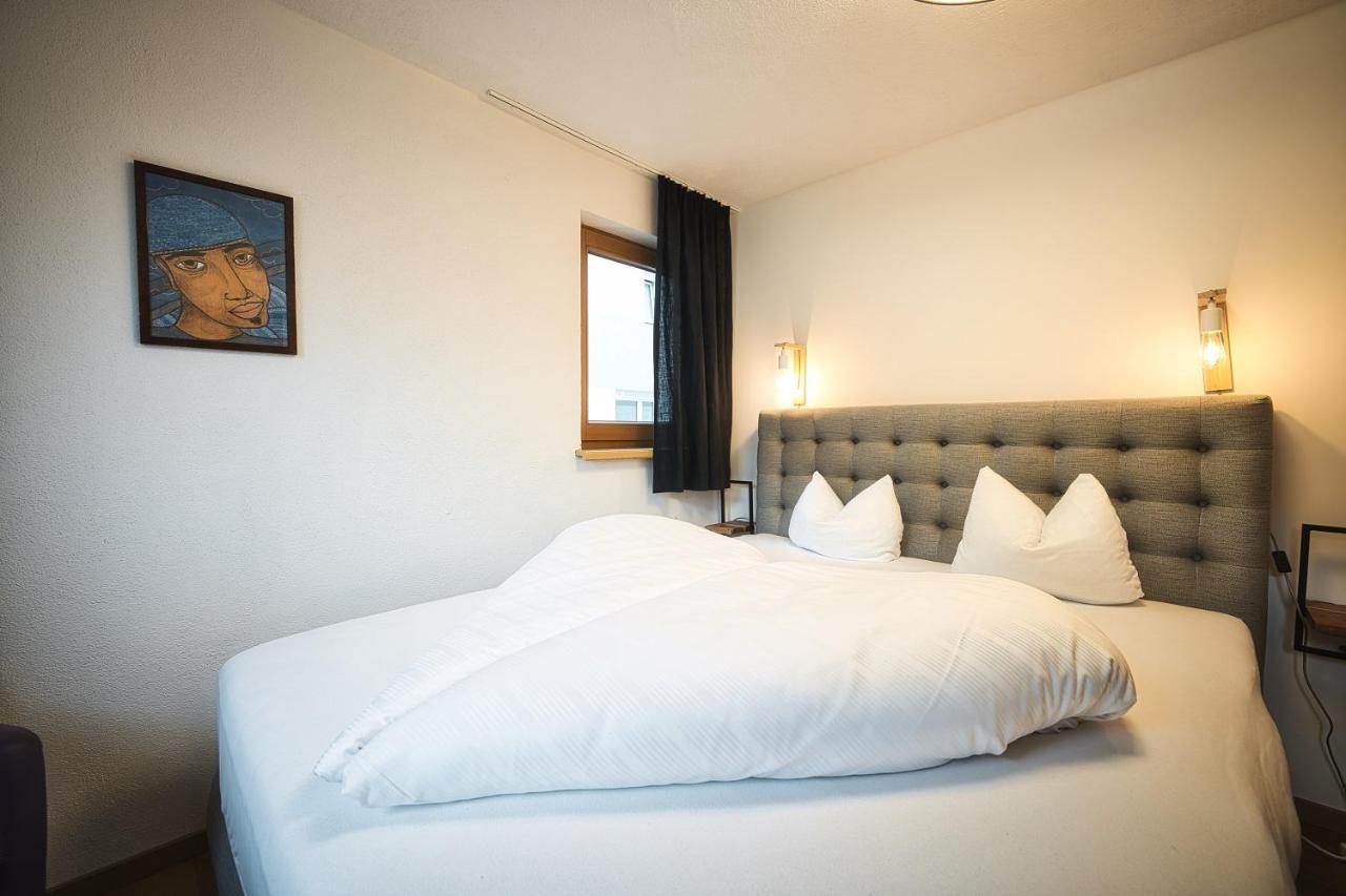 Berghotel Basur - Das Schihotel Am Arlberg Флирш Экстерьер фото