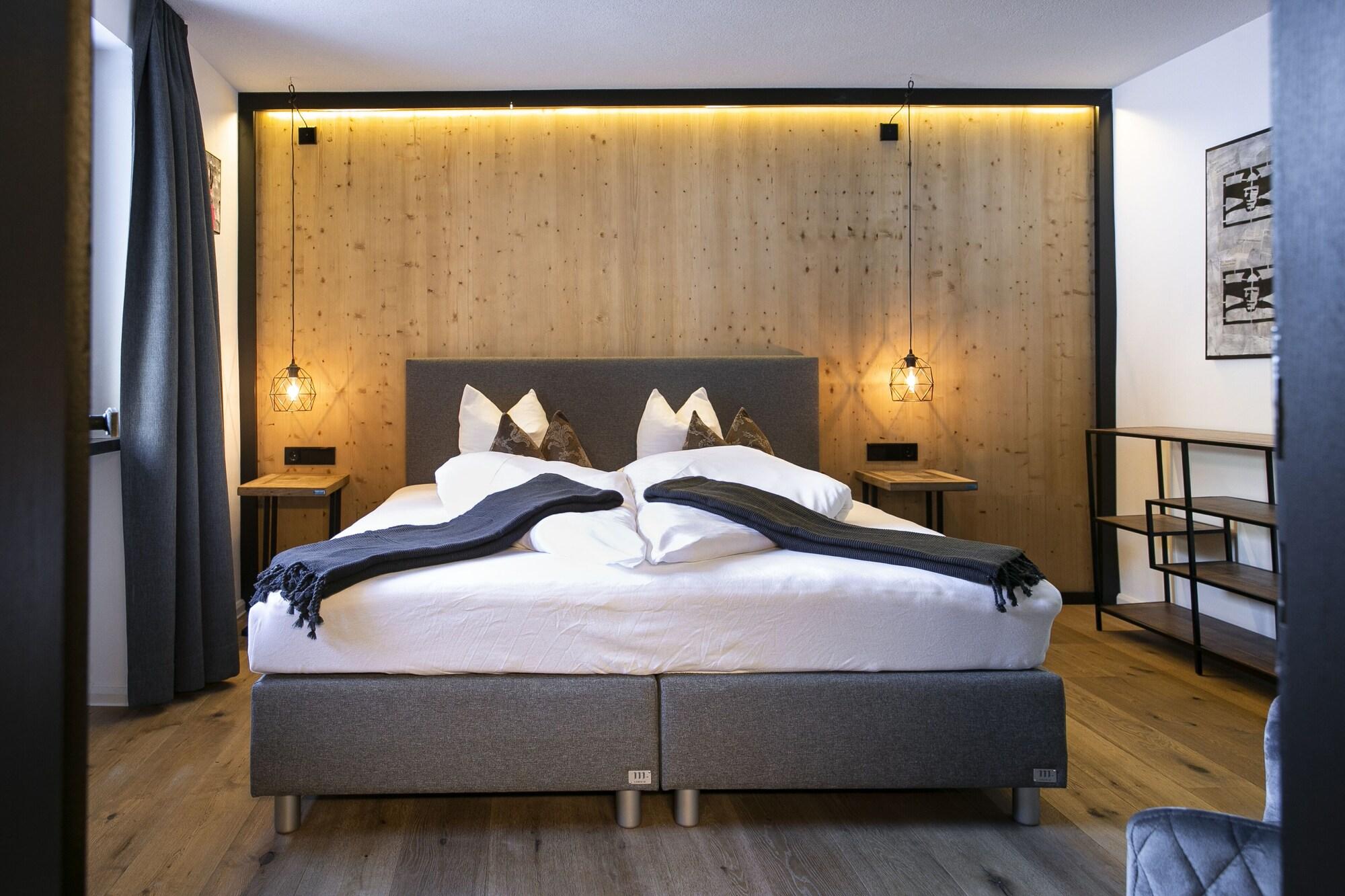 Berghotel Basur - Das Schihotel Am Arlberg Флирш Экстерьер фото