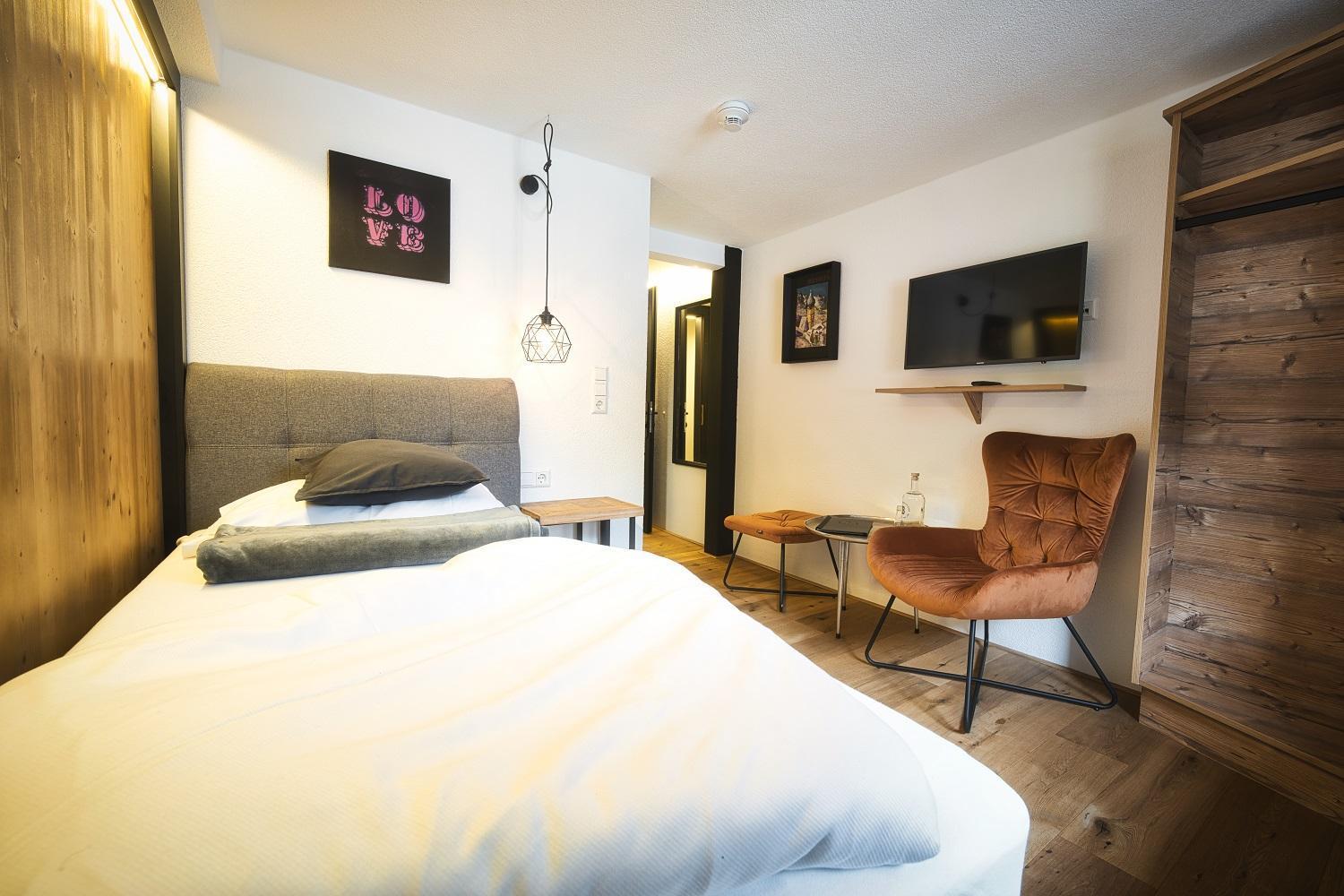 Berghotel Basur - Das Schihotel Am Arlberg Флирш Экстерьер фото